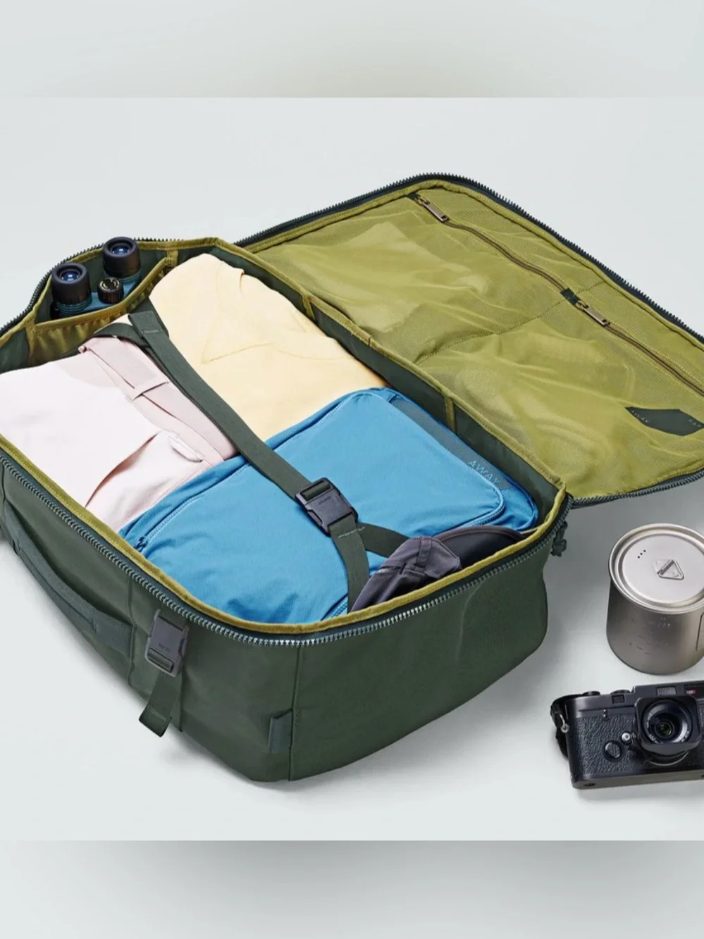 AWAY Active Convertible Backpack 45L, forest green